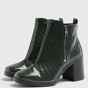 Topshop "Bridie" Chunky Platform Unit Boots in Croc Green